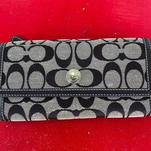 Ladies Coach wallet